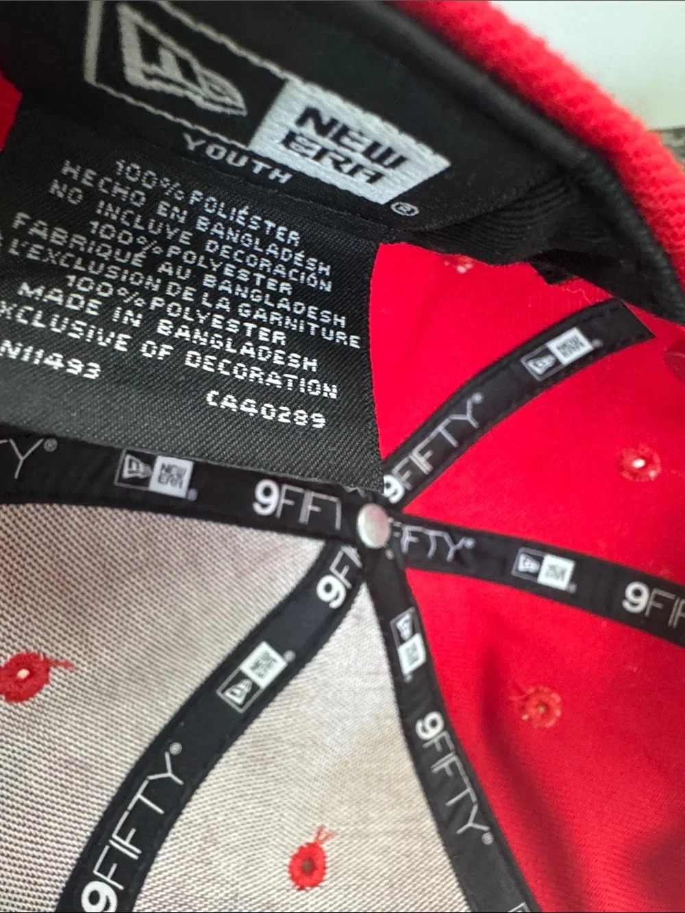 New Era Chicago Bulls Red & White Youth Snapback Hat NWT